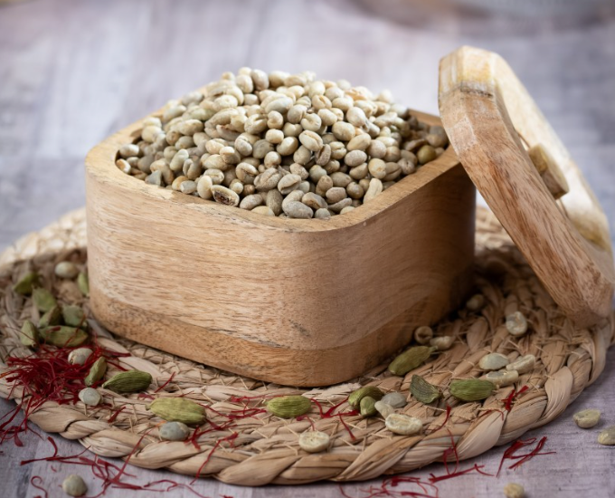 Yemeni specialty coffee from Ben Ismaili بن اسماعيلي حرازي يمني اشقر