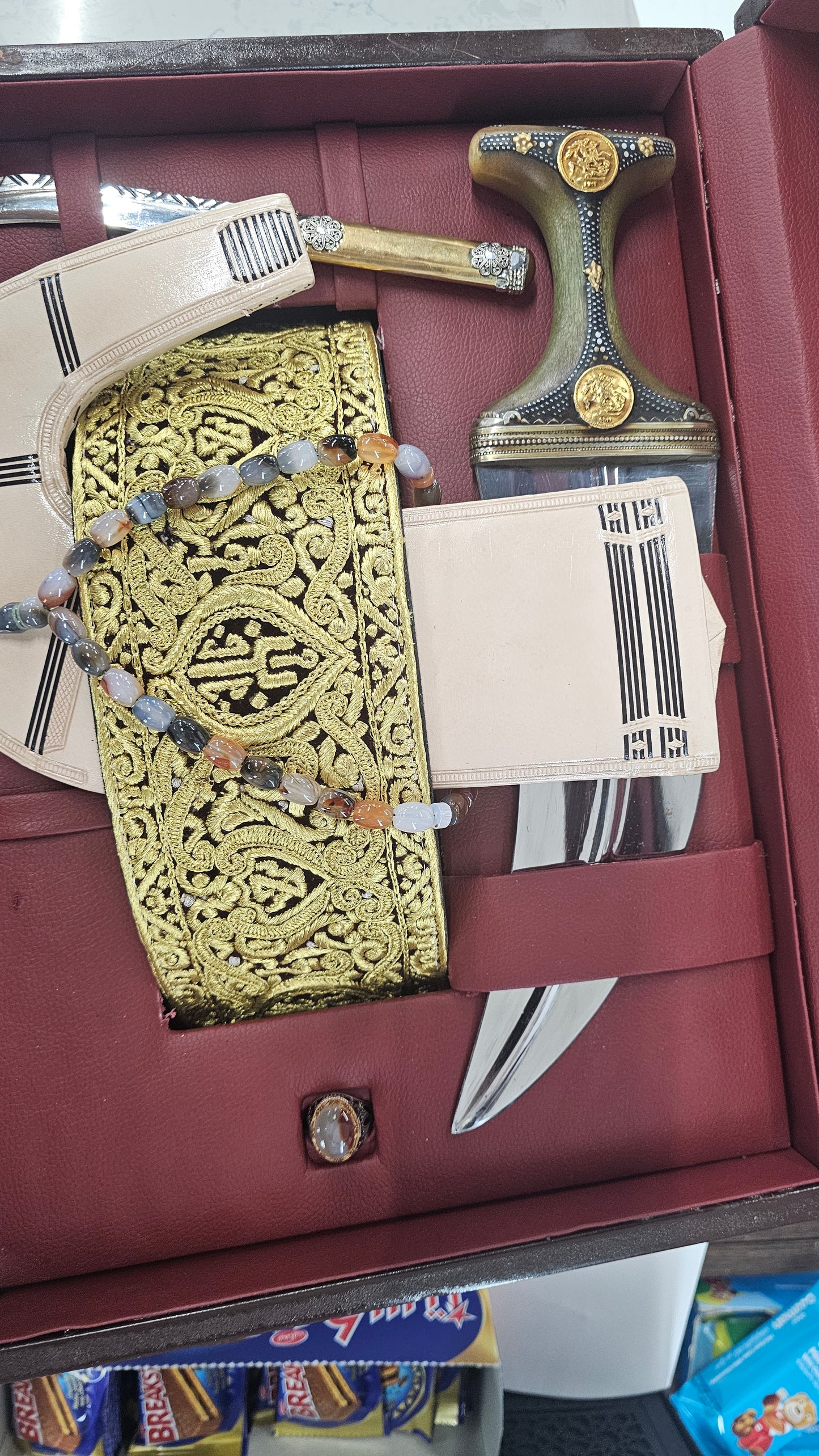 جنبية يمني شغل يد عزيري